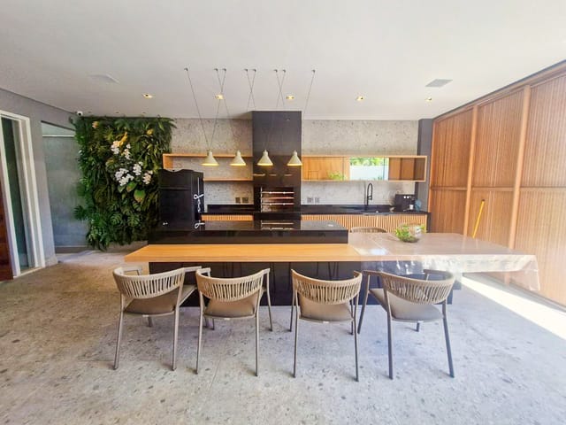 Casa 5 quartos e 7 banheiros, à venda, no bairro Barra da Tijuca em Rio de Janeiro