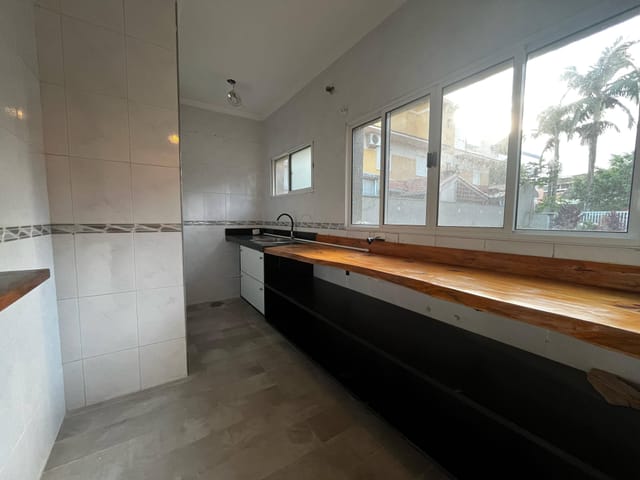 Casa 3 quartos e 2 banheiros, à venda, no bairro Maitinga em Bertioga