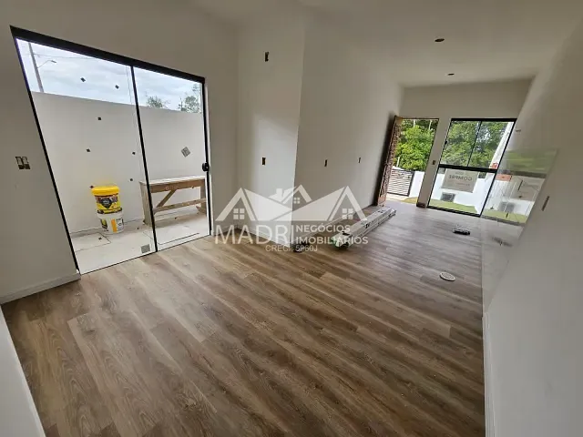 Casa 2 quartos e 1 banheiro, à venda, no bairro Picadas do Sul em São José