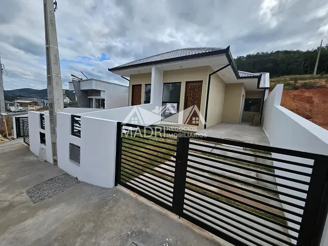 Casa 2 quartos e 1 banheiro, à venda, no bairro Picadas do Sul em São José