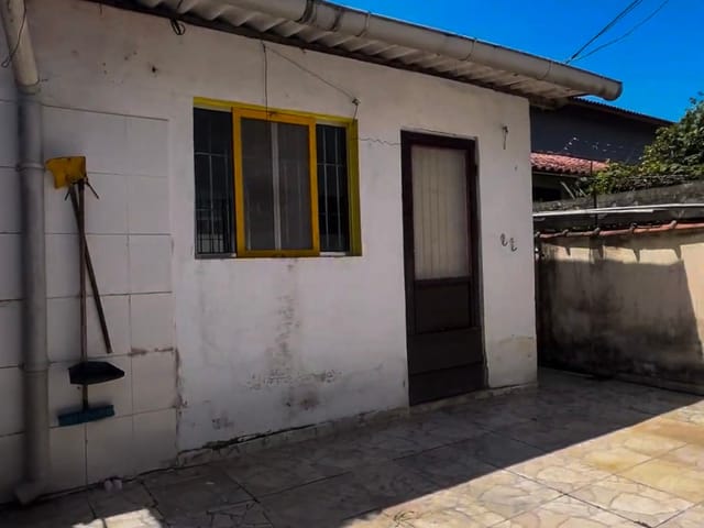 Casa 2 quartos e 2 banheiros, à venda, no bairro Rio da Praia em Bertioga