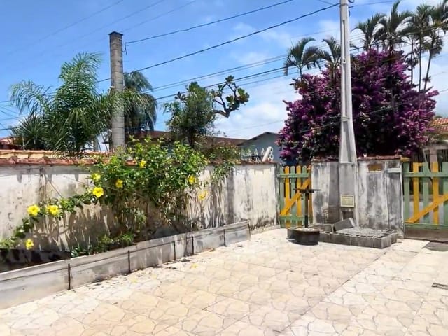 Casa 2 quartos e 2 banheiros, à venda, no bairro Rio da Praia em Bertioga