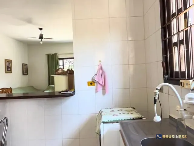 Casa 2 quartos e 2 banheiros, à venda, no bairro Rio da Praia em Bertioga