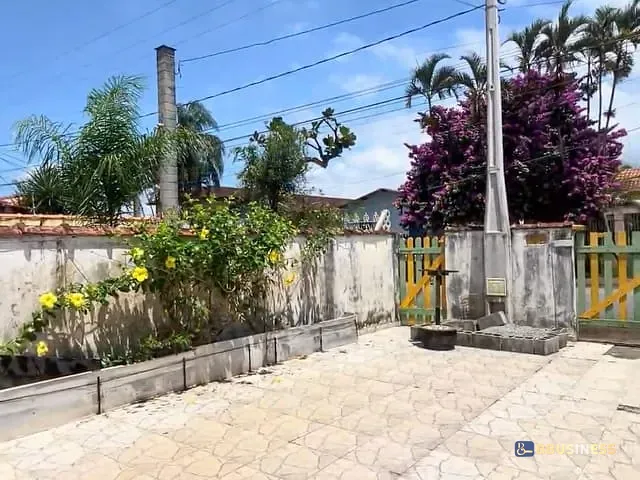 Casa 2 quartos e 2 banheiros, à venda, no bairro Rio da Praia em Bertioga