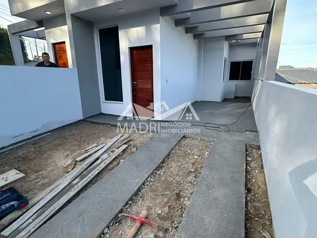 Casa 2 quartos e 1 banheiro, à venda, no bairro Picadas do Sul em São José