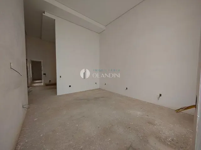 Casa com 300m² 3 quartos e 2 banheiros, à venda, no bairro Residencial São Luiz em Artur Nogueira