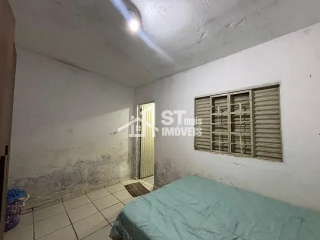 Casa com 160m² 2 quartos e 1 banheiro, à venda, no bairro Jardim Rio Negro em Andradas