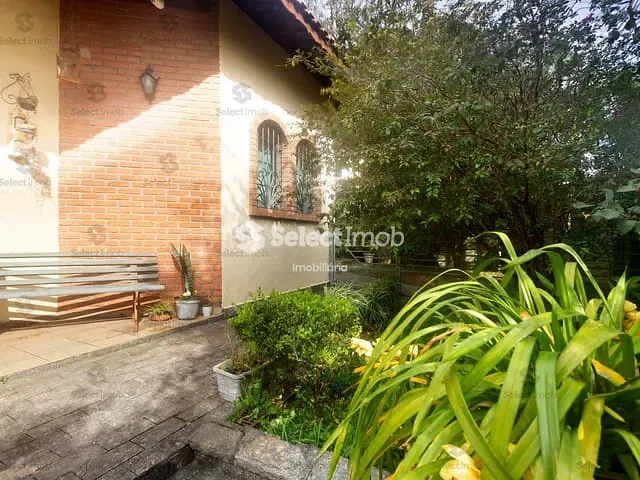 Casa com 276m² 5 quartos e 5 banheiros, à venda, no bairro Vila Nossa Senhora das Vitórias em Mauá
