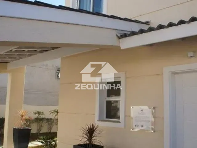 Casa com 210m² 3 quartos e 4 banheiros, à venda, no bairro Jardim da Gloria em Cotia