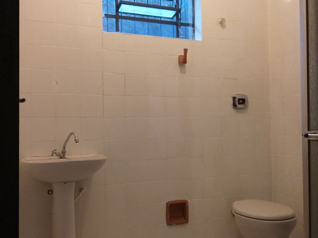Casa com 250m² 3 quartos e 2 banheiros, à venda, no bairro Jardim São Lourenço em Bragança Paulista
