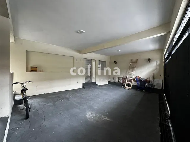 Casa 7 quartos e 7 banheiros, à venda, no bairro Parque Santa Teresa em Carapicuíba