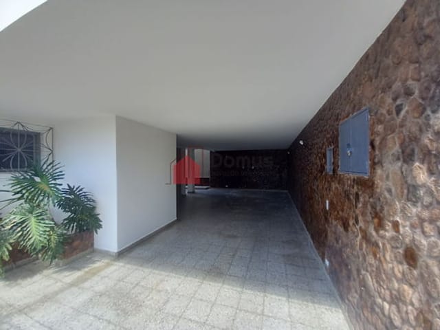 Casa com 224m² 4 quartos e 3 banheiros, à venda, no bairro BOA VISTA em Pindamonhangaba