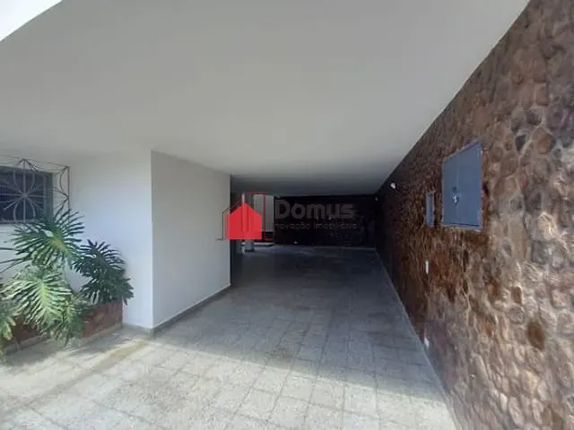 Casa com 224m² 4 quartos e 3 banheiros, à venda, no bairro BOA VISTA em Pindamonhangaba