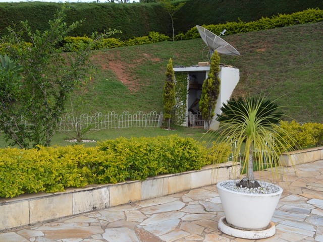 Casa com 1605m² 4 quartos e 4 banheiros, à venda, no bairro Jardim das Palmeiras  em Bragança Paulista 