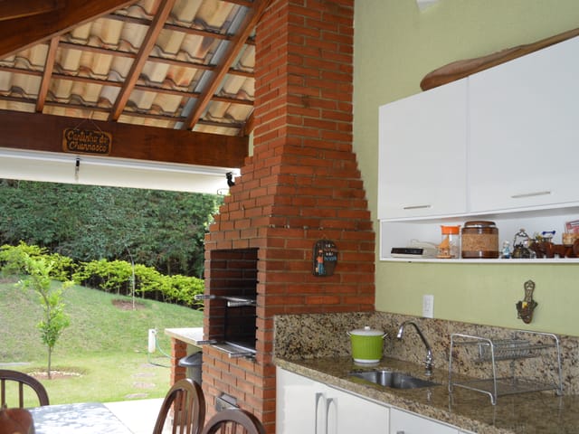 Casa com 1605m² 4 quartos e 4 banheiros, à venda, no bairro Jardim das Palmeiras  em Bragança Paulista 