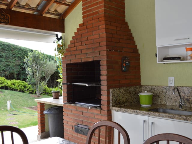 Casa com 1605m² 4 quartos e 4 banheiros, à venda, no bairro Jardim das Palmeiras  em Bragança Paulista 