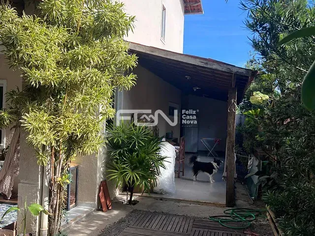 Casa 2 quartos e 3 banheiros, para alugar, no bairro Boa União (Abrantes) em Camaçari
