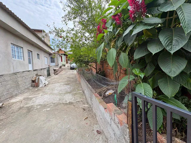 Casa com 300m² 2 quartos e 1 banheiro, à venda, no bairro Jardim Santa Rosa em Campinas