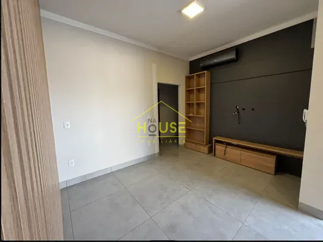 Casa 2 quartos e 2 banheiros, à venda, no bairro Jd. Universitário em Votuporanga