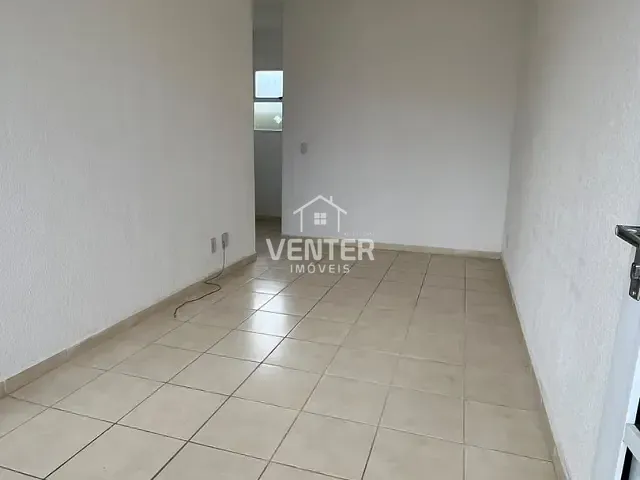 Casa 2 quartos e 1 banheiro, para alugar, no bairro São Gonçalo em Taubaté