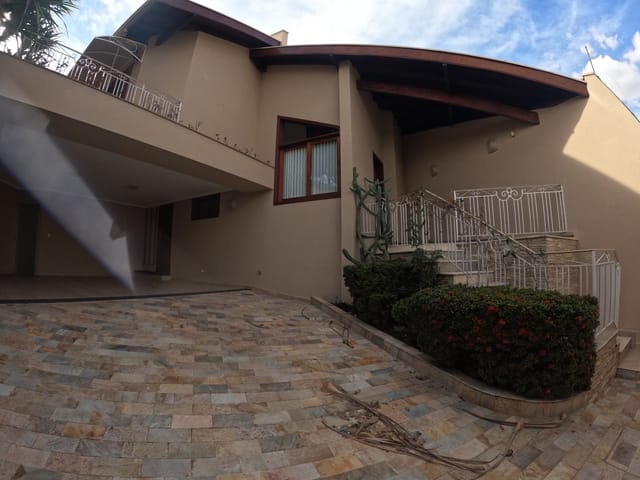 Casa com 435m² 3 quartos e 2 banheiros, à venda ou para alugar, no bairro Jardim Santa Clara em São João da Boa Vista