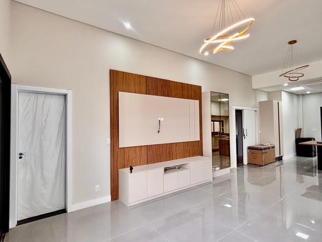 Casa com 157m² 3 quartos e 3 banheiros, à venda, no bairro Jardim Carvalho em Ponta Grossa