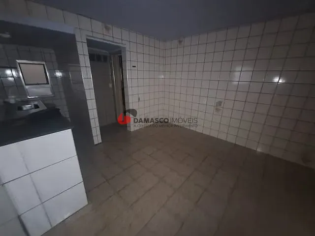 Casa 2 quartos e 1 banheiro, para alugar, no bairro Olímpico em São Caetano do Sul