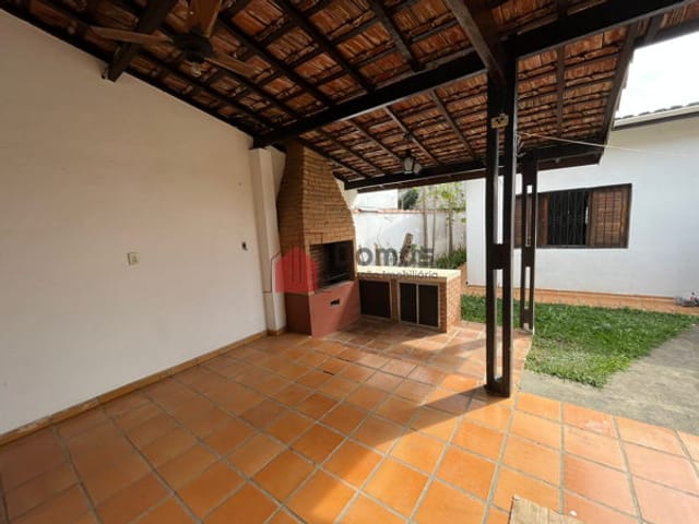 Casa com 350m², à venda, no bairro Crispim em Pindamonhangaba