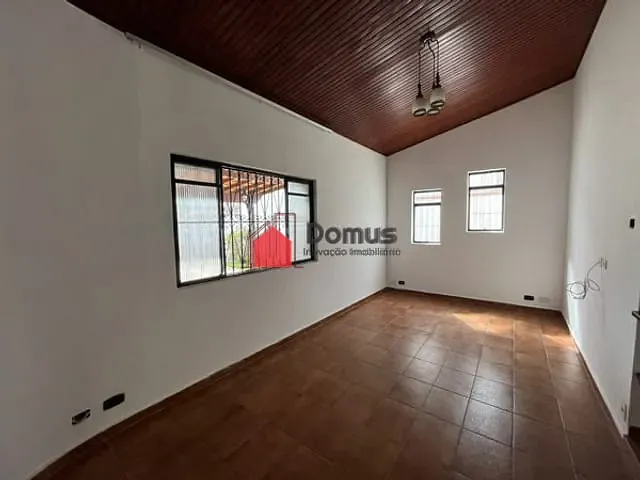 Casa com 350m², à venda, no bairro Crispim em Pindamonhangaba
