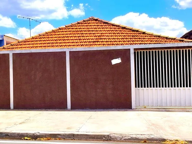 Casa com 200m² 3 quartos e 2 banheiros, à venda, no bairro Conjunto Habitacional Parque Itajaí em Campinas