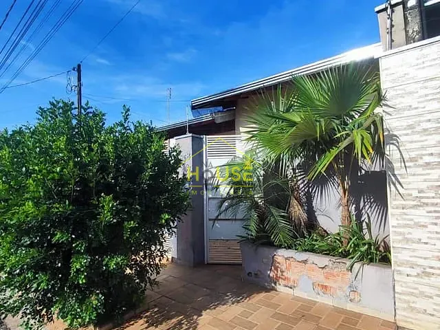 Casa 2 quartos e 2 banheiros, à venda, no bairro Jardim Itália em Votuporanga