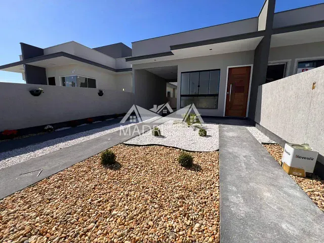 Casa 2 quartos e 2 banheiros, à venda, no bairro Guarda do Cubatão em Palhoça