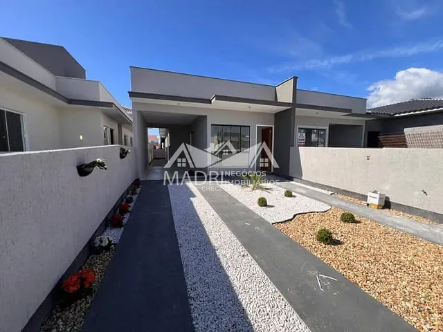 Casa 2 quartos e 2 banheiros, à venda, no bairro Guarda do Cubatão em Palhoça