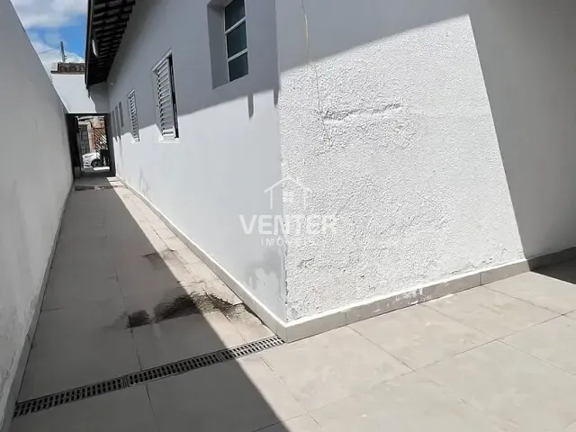 Casa com 125m² 2 quartos e 2 banheiros, à venda, no bairro Jardim Continental II em Taubaté