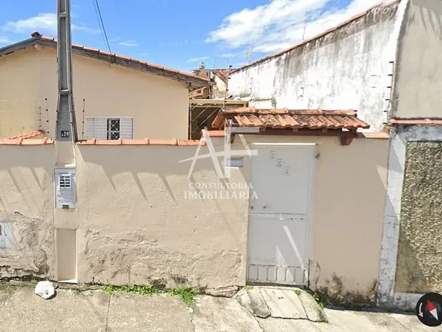 Casa com 138m², à venda, no bairro Areão em Taubaté