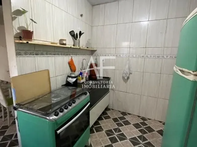 Casa com 138m², à venda, no bairro Areão em Taubaté