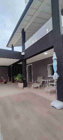 Casa 5 quartos e 2 banheiros, à venda, no bairro Indaiá em Bertioga