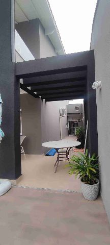 Casa 5 quartos e 2 banheiros, à venda, no bairro Indaiá em Bertioga