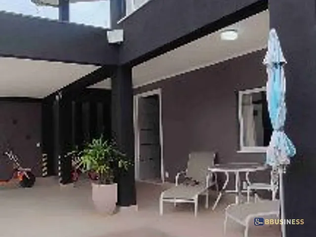Casa 5 quartos e 2 banheiros, à venda, no bairro Indaiá em Bertioga