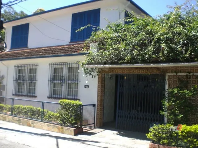 Casa à venda, no bairro Valparaíso em Petrópolis