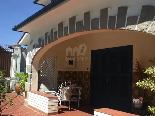 Casa à venda, no bairro Valparaíso em Petrópolis
