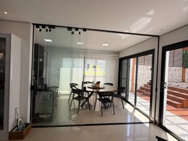 Casa com 300m² 3 quartos e 4 banheiros, à venda, no bairro Residencial Central Parque em Salto
