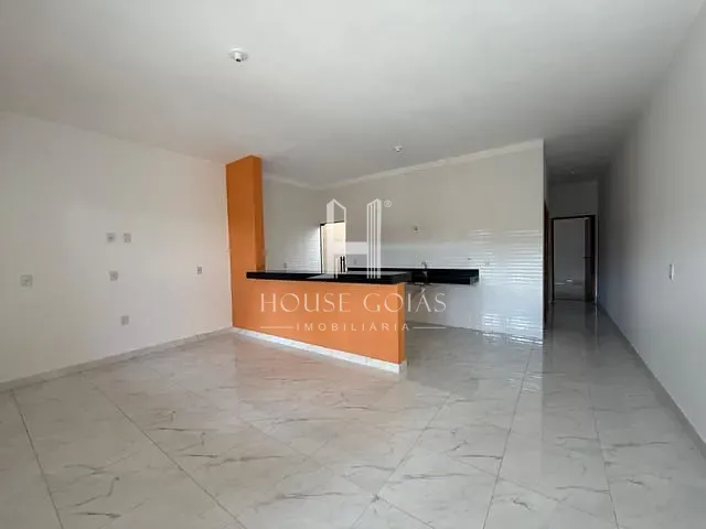 Casa com 125m² 2 quartos e 2 banheiros, à venda, no bairro Residencial Buriti em Senador Canedo