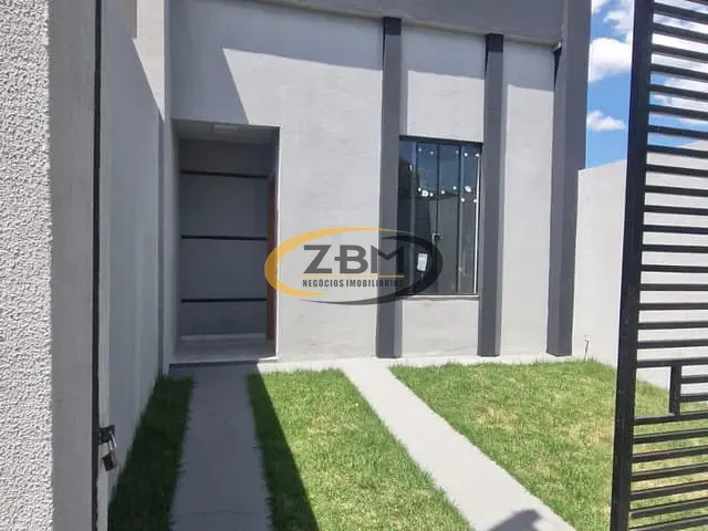 Casa 3 quartos e 2 banheiros, à venda, no bairro Colinas em Londrina