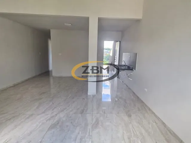 Casa 3 quartos e 2 banheiros, à venda, no bairro Colinas em Londrina