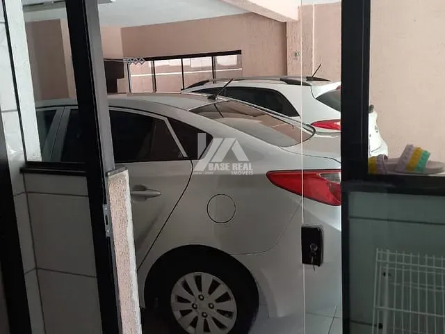 Casa com 390m² 2 quartos e 3 banheiros, à venda, no bairro Bairro dos Estados em Guarapuava