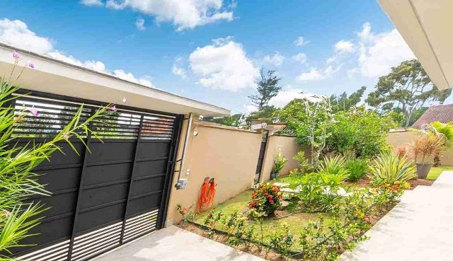 Casa 3 quartos e 2 banheiros, à venda, no bairro Maitinga em Bertioga