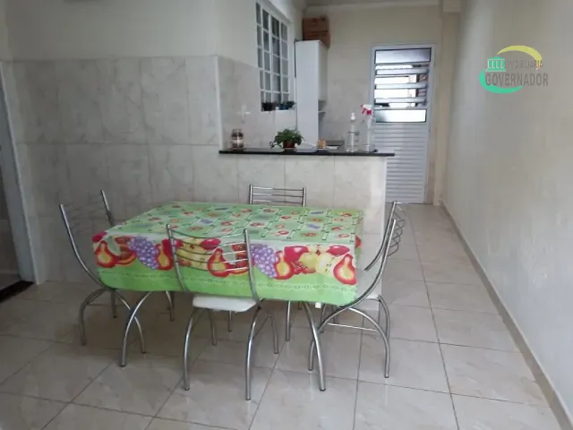 Casa com 337m² 2 quartos e 2 banheiros, à venda, no bairro Jardim Aurélia em Campinas