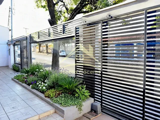 Casa à venda, no bairro Morada da Serra em Cuiabá