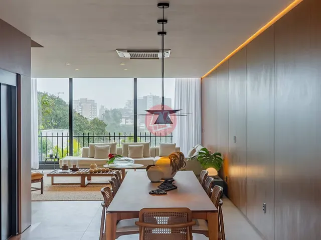 Casa 3 quartos e 3 banheiros, à venda, no bairro Três Figueiras em Porto Alegre